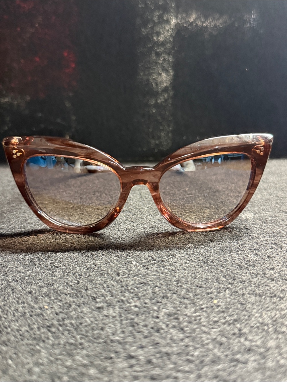 Oliver Peoples Laiya Sunglasses in Translucent Light Brown